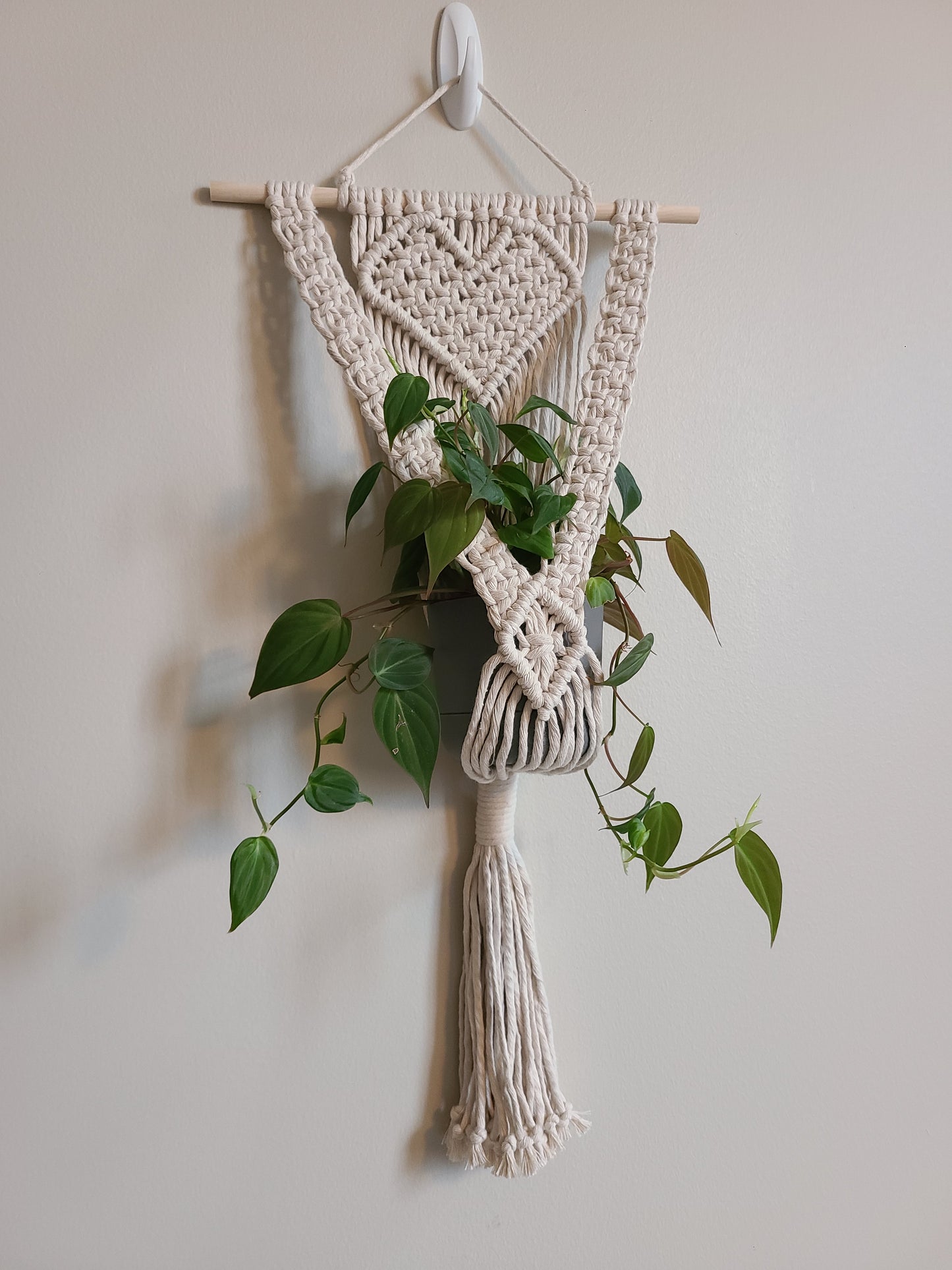 Valentines Macramé Class at Rolling Ridge Nursery