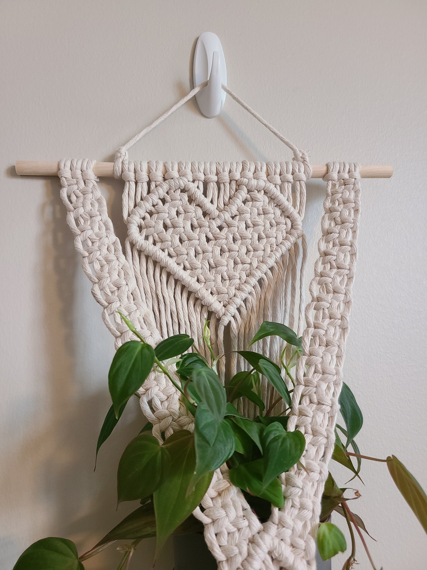 Valentines Macramé Class at Rolling Ridge Nursery